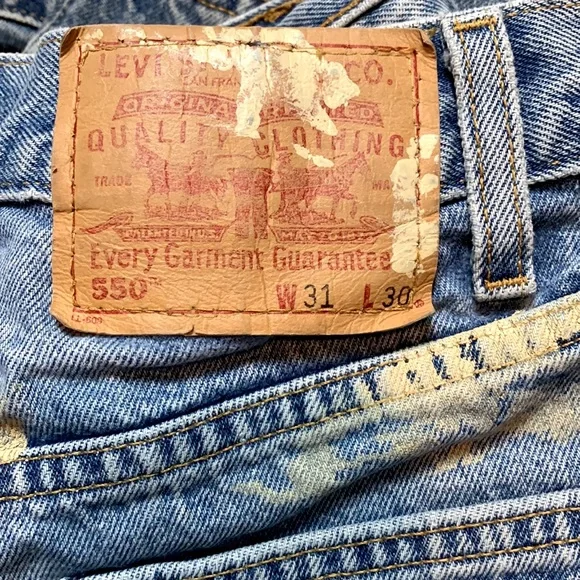 Levi *Vintage* 1990s High Waisted Painted Jean Denim Shorts W31 L30 - Picture 7 of 8